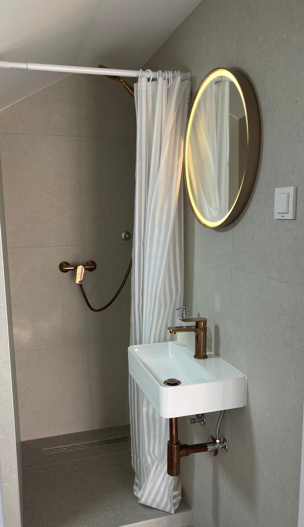 Guest House Sulek Пунат Екстериор снимка